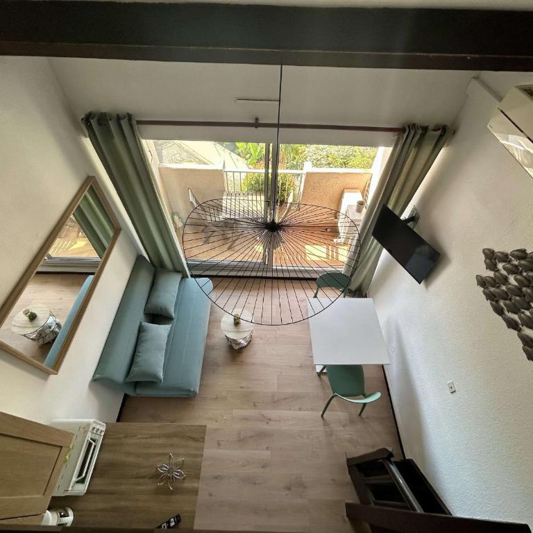Appartement T1 avec climatisation, vue Ã©tang - FR-1-553-342 - Appartement - 11