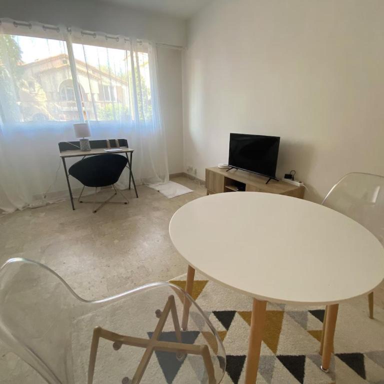 Studio REGENCY - Apartamento de 1 dormitorio - 10