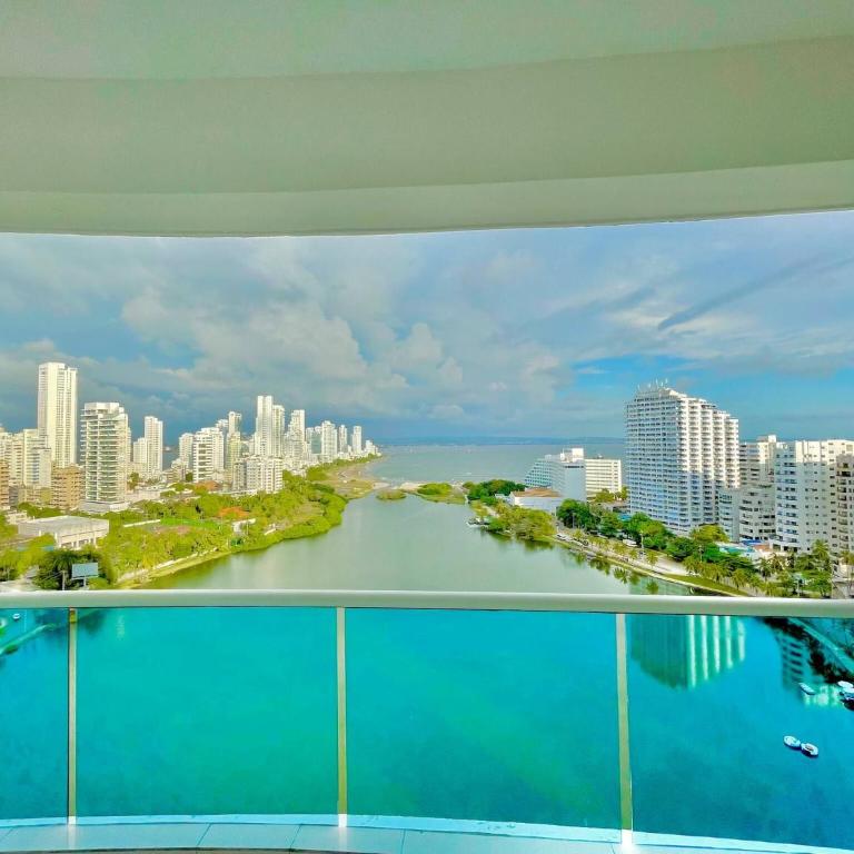 Luxury 2 bedrooms water view apartment - Apartment - 2