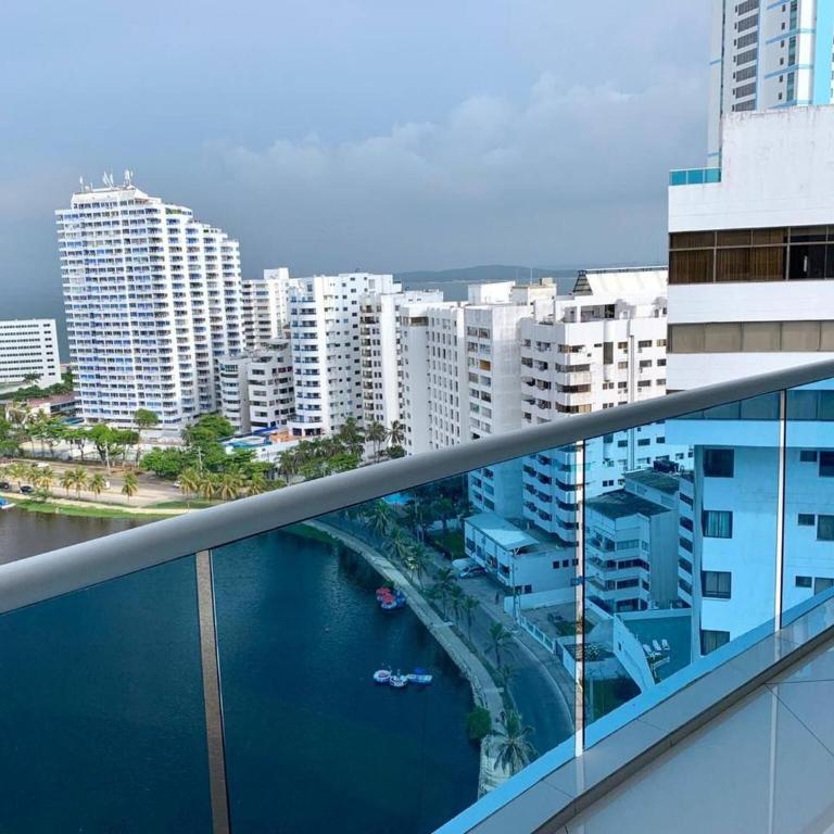 Luxury 2 bedrooms water view apartment - Apartment - 18
