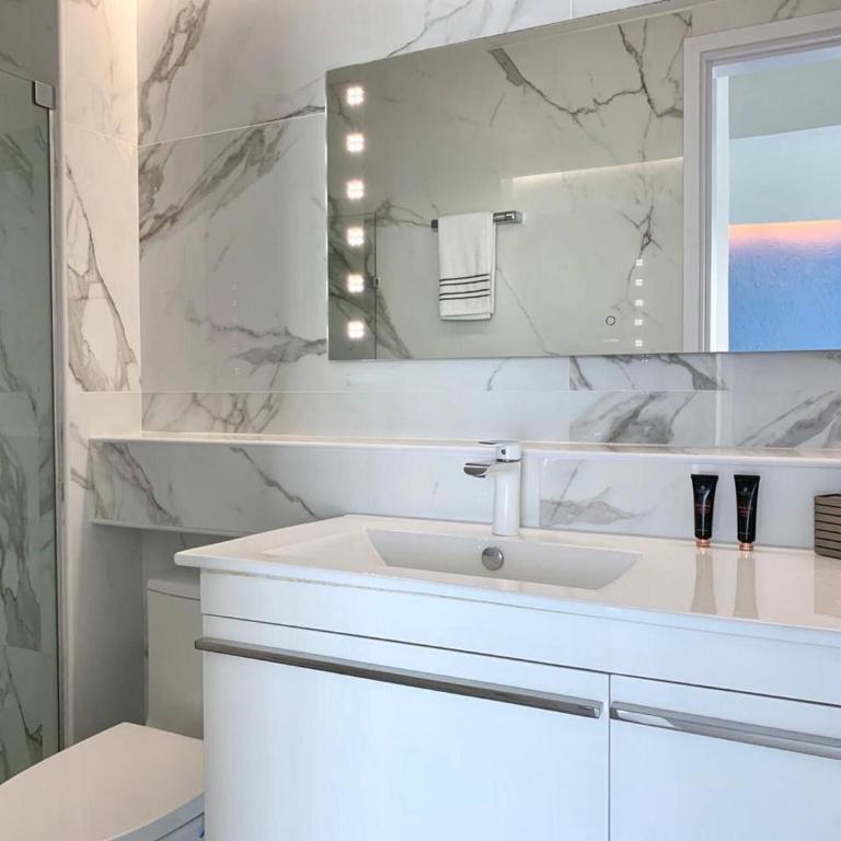 Luxury 2 bedrooms water view apartment - Apartment - 20