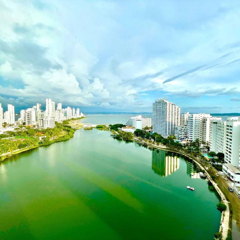 Luxury 2 bedrooms water view apartment - Apartment - 24