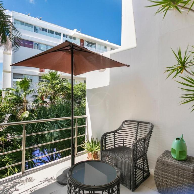 Spacious 2BD with balcony and pool, close to everything - Apartamento de 2 dormitorios - 19