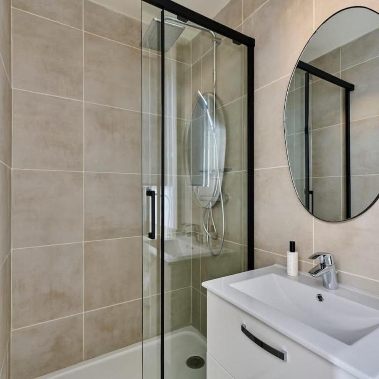 La Villette 19e Studio design & lumineux géré par Mey Agency - Appartement 1 Chambre - 10