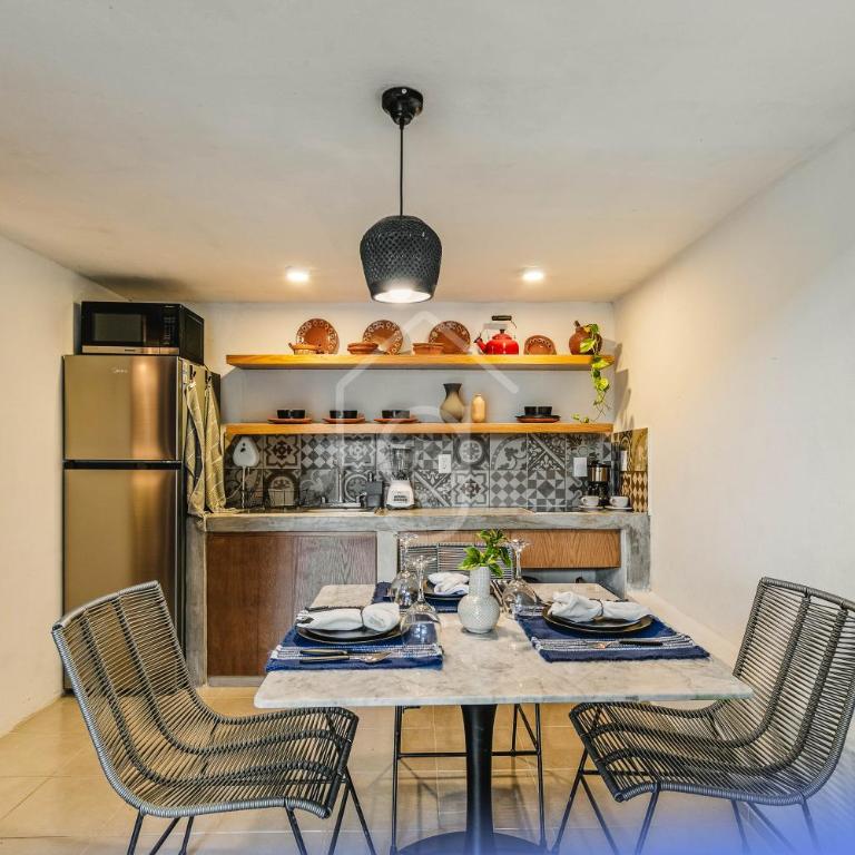 Central and spacious Loft with swimming pool by Av Montejo - One-Bedroom Apartment - 11