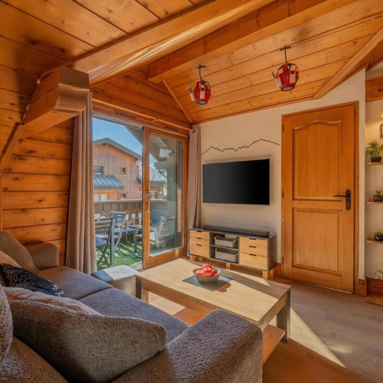 Central Mont Blanc view, Sauna & Pool - Apartment with Mountain View - 18