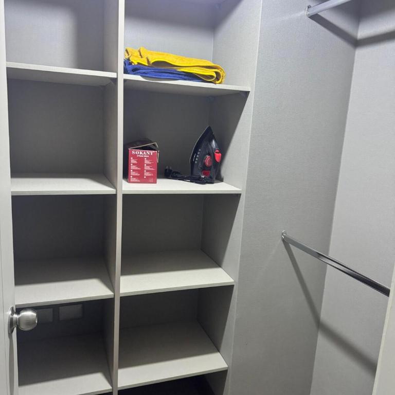 Dpto Nuevo, frente al metro, Zona Universitaria - Two-Bedroom Apartment - 15