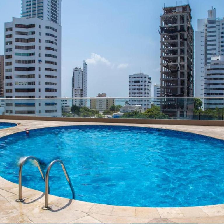 1 Bedroom Beachfront 40th Floor - Apartment - 21