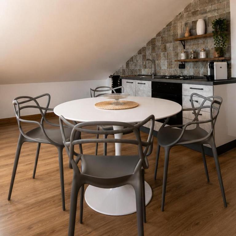 mansarda roulette - One-Bedroom Apartment - 6