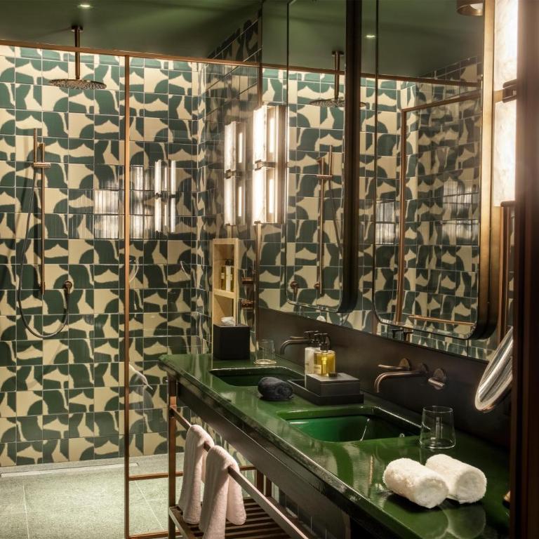 Thompson Rome, By Hyatt - Suite Doppia con 2 Letti Singoli - 4