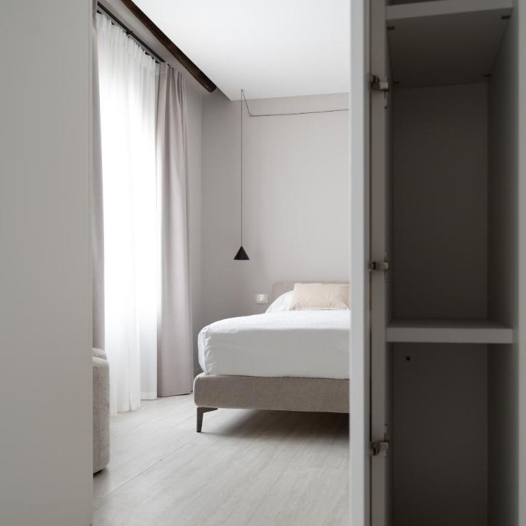 Zahir Rooms & Wellness srls - Superior Queen Room - 5
