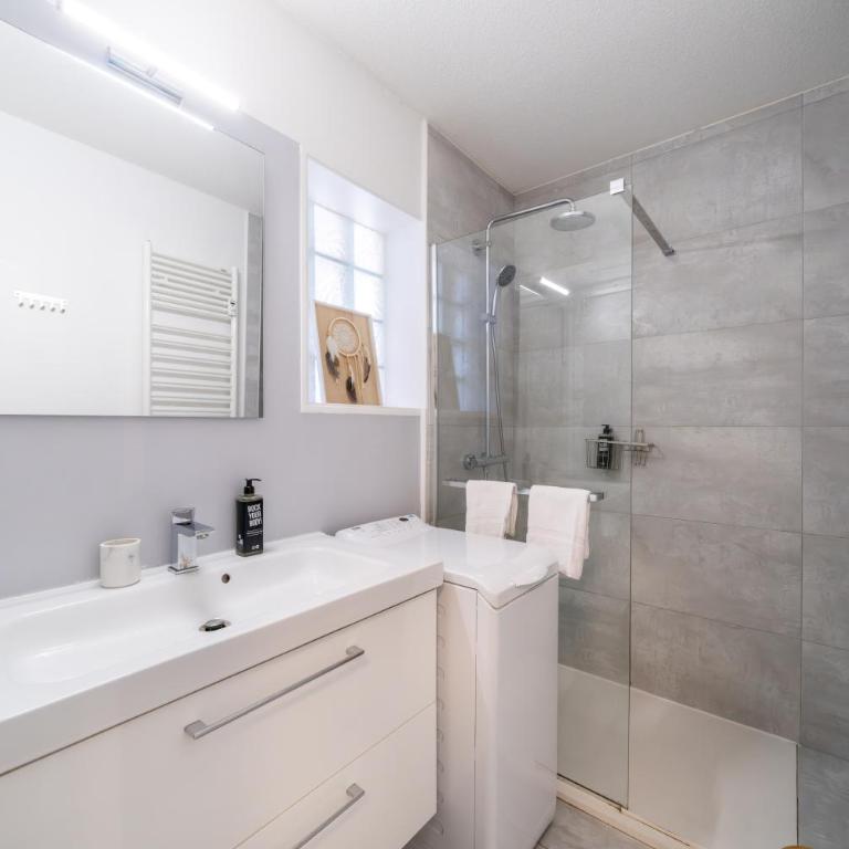 Eden Azur - Résidence Hôtelière - Appartement - Vue sur Piscine - 2