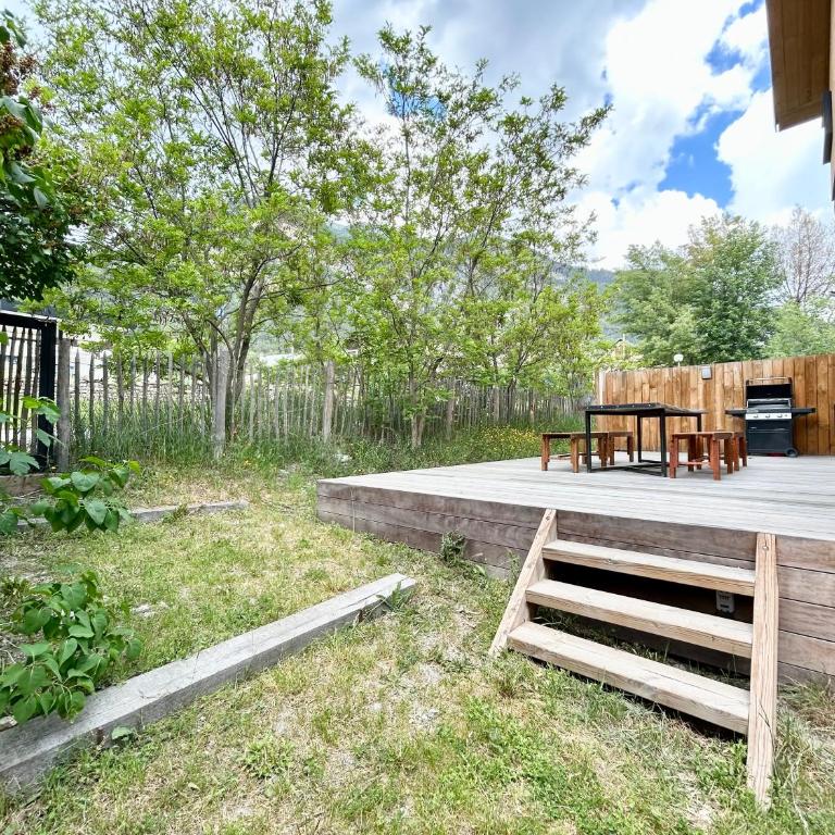 Paradis d'Ubaye - Terrasse - Plan d'eau - Jardin - Chalet - 52