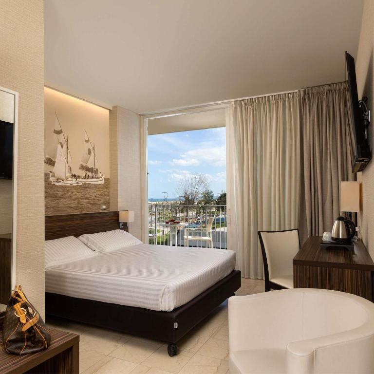 Mercure Rimini Lungomare - Classic Doppelzimmer mit Terrasse - 6
