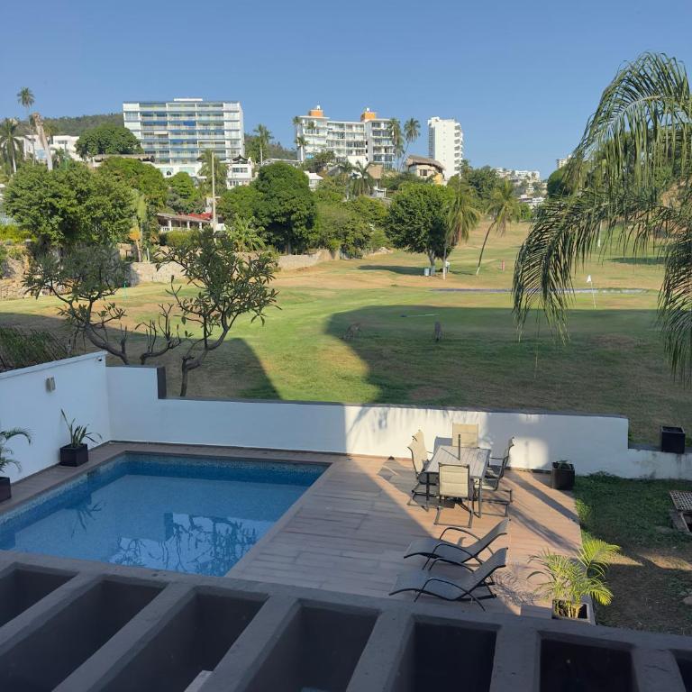 Condominio Club de Golf - Two-Bedroom Apartment - 22