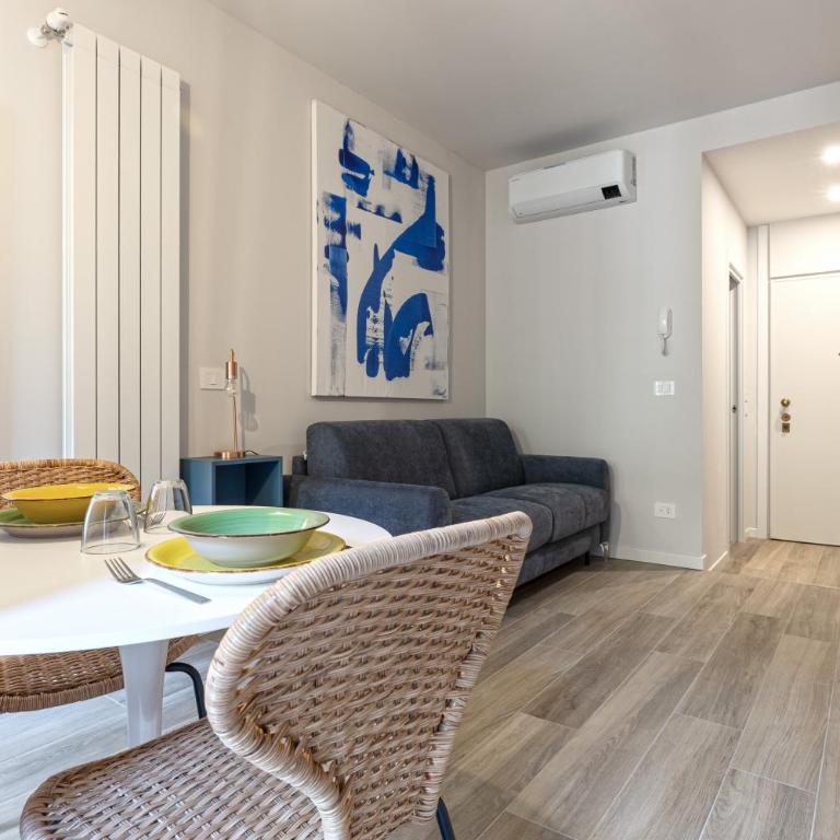 Il Blu monolocale contemporaneo e balcone Bergamo - Apartamento Estudio con balcón - 1