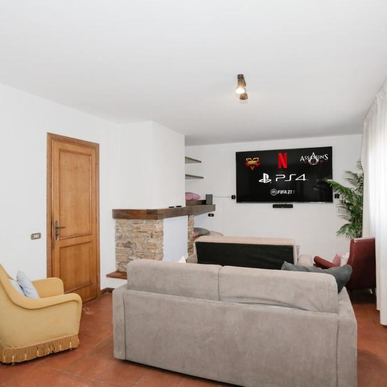 NEW VILLA Jacuzzi WIFI BBQ parking GameCinema ROOM - Villa - 20
