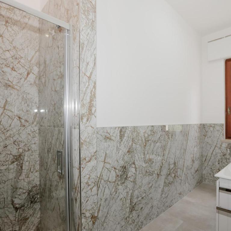 NEW VILLA Jacuzzi WIFI BBQ parking GameCinema ROOM - Villa - 31
