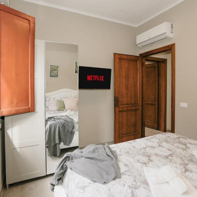 NEW VILLA Jacuzzi WIFI BBQ parking GameCinema ROOM - Villa - 35