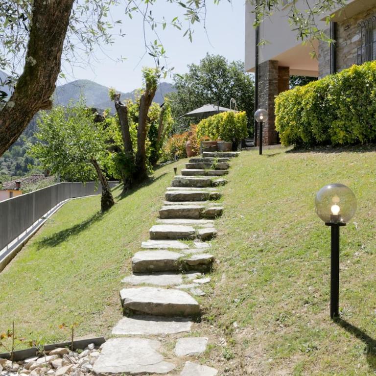 NEW VILLA Jacuzzi WIFI BBQ parking GameCinema ROOM - Villa - 66