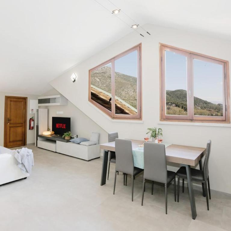 NEW VILLA Jacuzzi WIFI BBQ parking GameCinema ROOM - Villa - 71