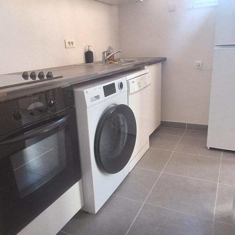 "La Boétie" 4 pers - parking privé - Appartement 2 Chambres - 5