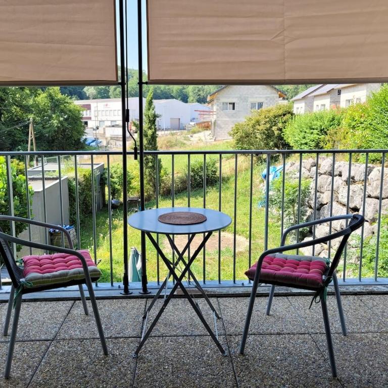 Joli T2 au calme, nature près du Lac-du-Bourget - Apartment mit 1 Schlafzimmer - 2