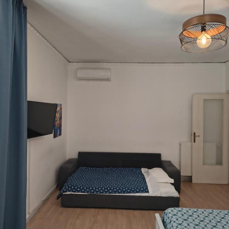 B&B Napoli Fuorigrotta - Triple Room with Private Bathroom - 7