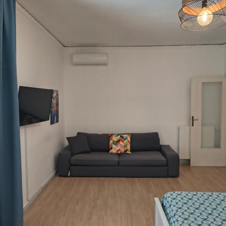 B&B Napoli Fuorigrotta - Triple Room with Private Bathroom - 6