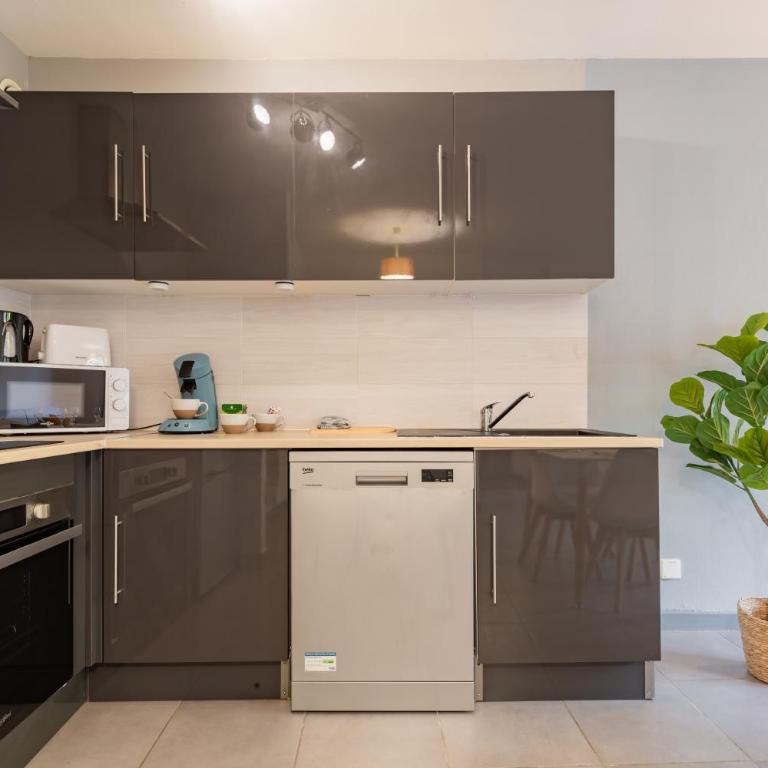 Le Carnot Large 2-room apartment Beautiful view 4 people - Apartment mit 1 Schlafzimmer - 15