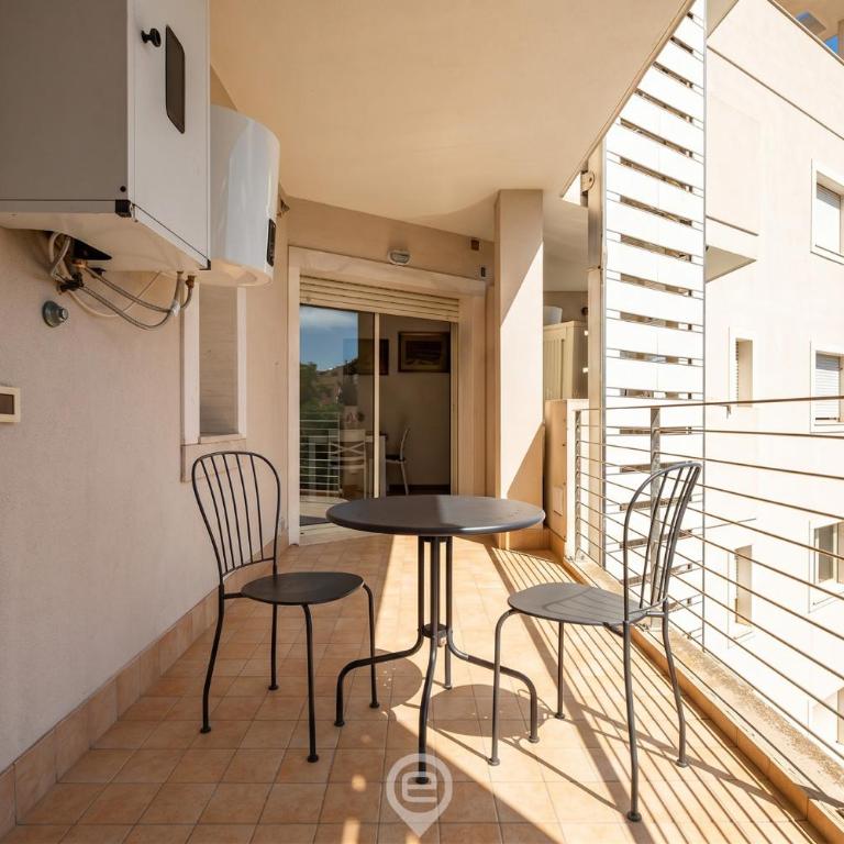 Estay - Mariangela's House - Balcony & AirCon - Two-Bedroom Apartment with Balcony - 25