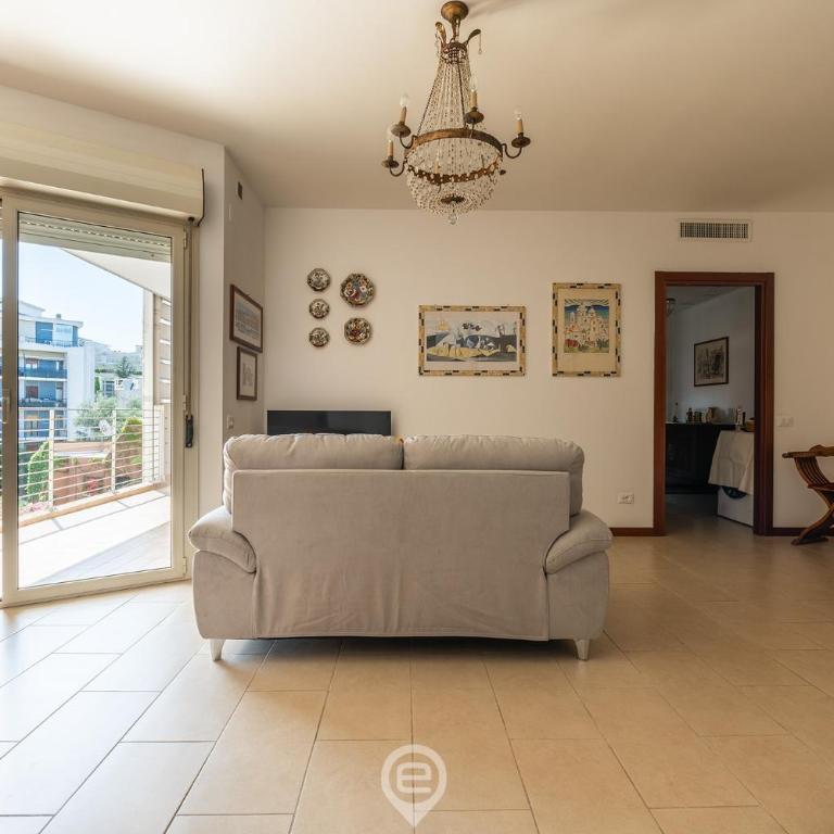 Estay - Mariangela's House - Balcony & AirCon - Two-Bedroom Apartment with Balcony - 6