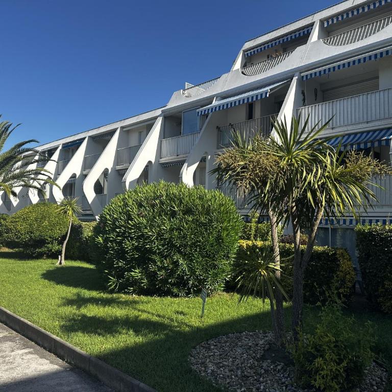 Appartement pour 4, piscine et parking - Apartamento de 1 dormitorio con vistas a la piscina - 4