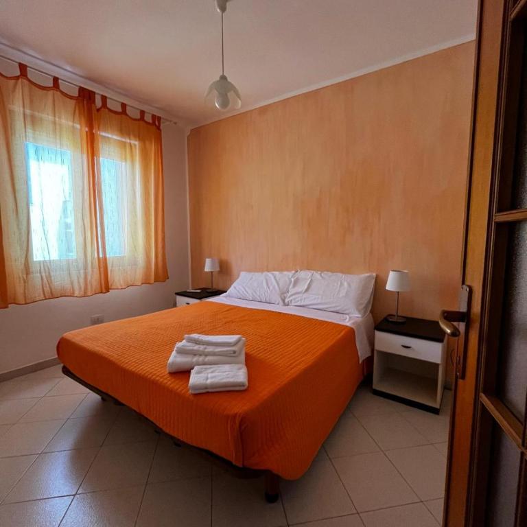 Via Enrico 42 - Appartamento con 2 Camere da Letto - 3