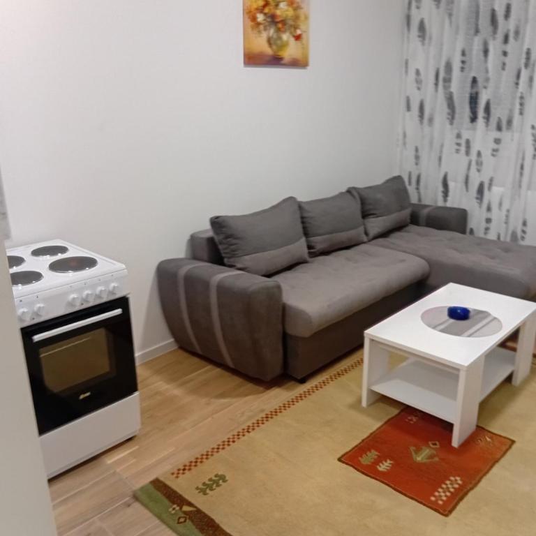 Mia Studio - One-Bedroom Apartment - 2