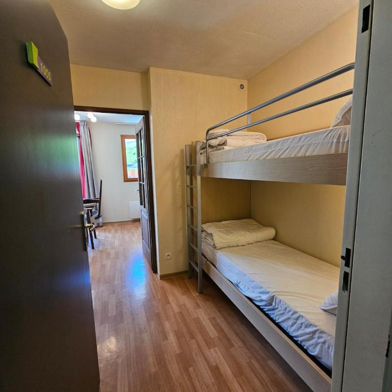 Studio Vue Piste Les Orres 1800 Piscine - Appartamento con 1 Camera da Letto - 15