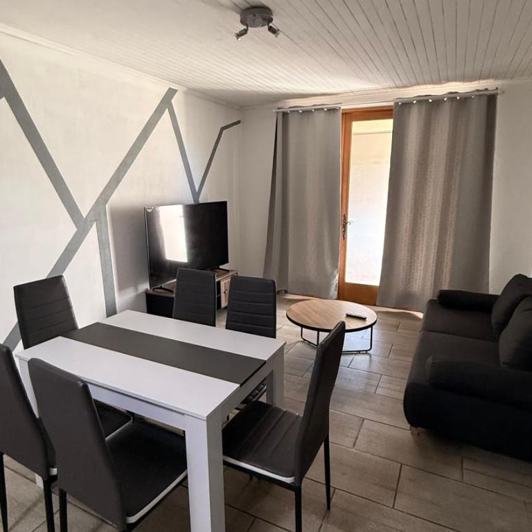 Appartement T3 - Appartement 2 Chambres - 1
