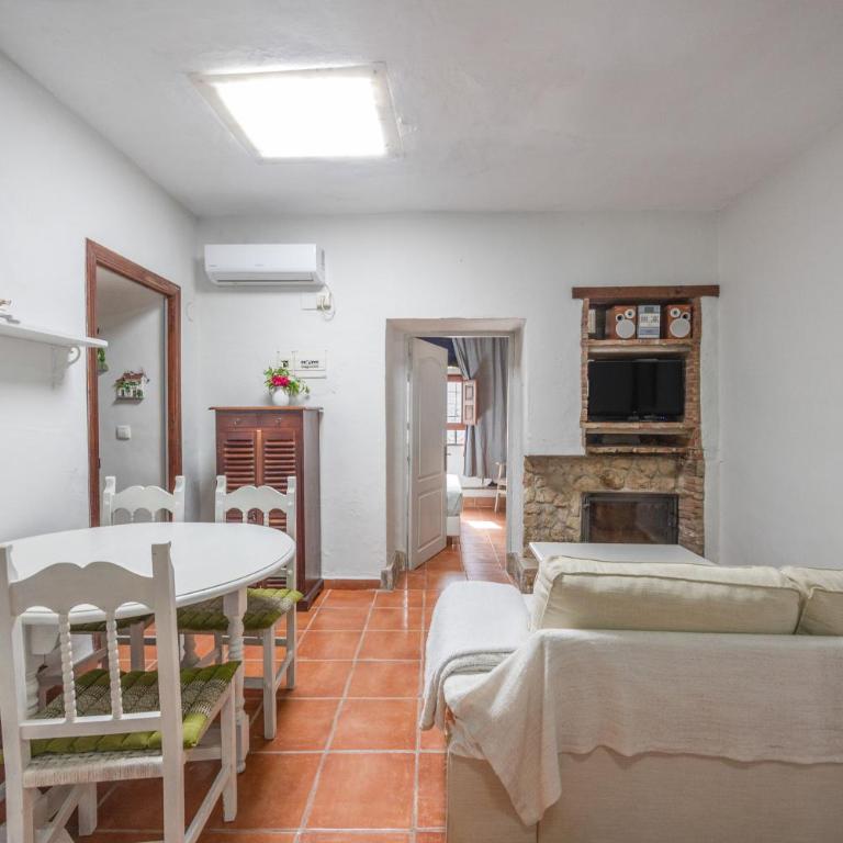 Casa El Mimbral y El Fresno - Three-Bedroom House - 16