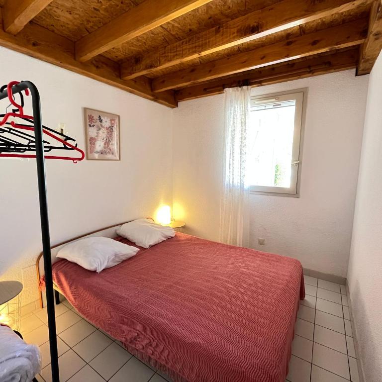 Maison de vacances dans résidence MARINES avec piscine commune, 4 à 5 couchages, 250 m de la mer à PORTIRAGNES Plage LRMA52A - Casa con 2 Camere da Letto - 8