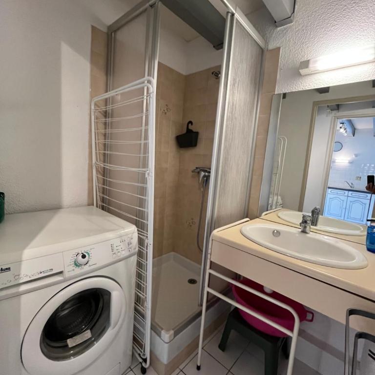 Maison de vacances dans résidence MARINES avec piscine commune, 4 à 5 couchages, 250 m de la mer à PORTIRAGNES Plage LRMA52A - Casa con 2 Camere da Letto - 13