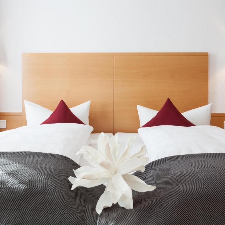 Hotel Waldhorn - Doppelzimmer - Hauptgebäude - 2