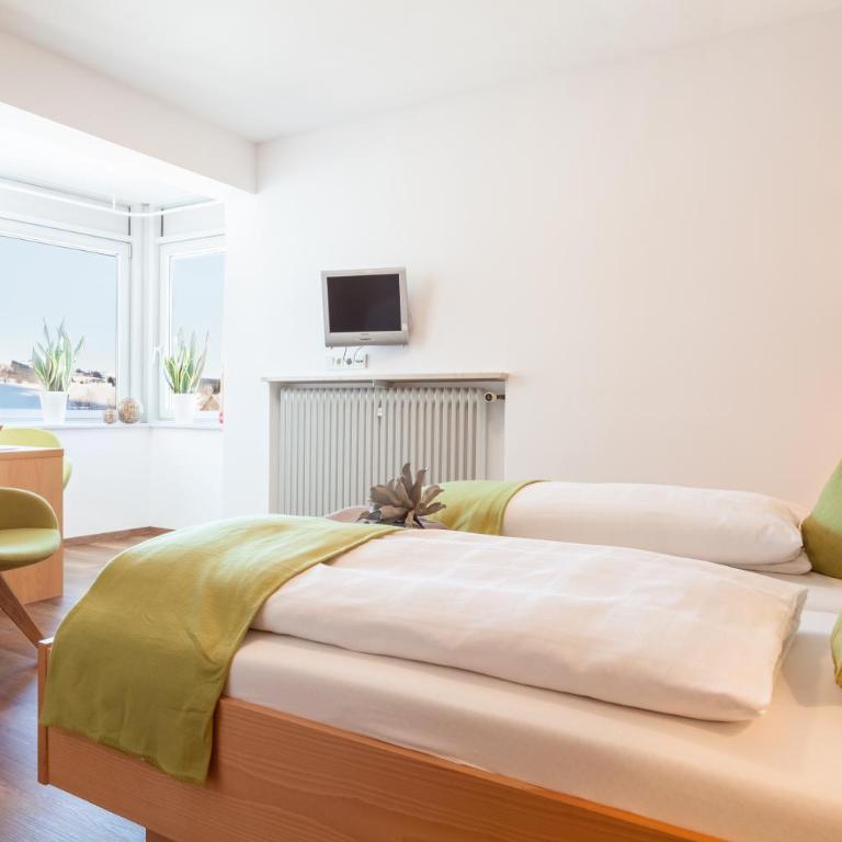 Hotel Waldhorn - Doppelzimmer - Hauptgebäude - 3