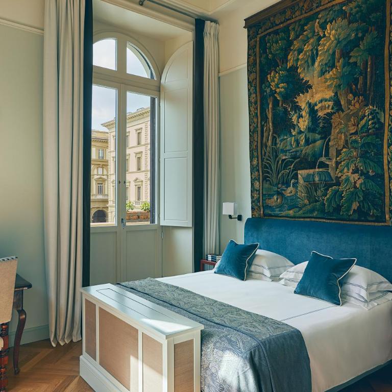 Rocco Forte Hotel Savoy - Suite with Balcony - 2