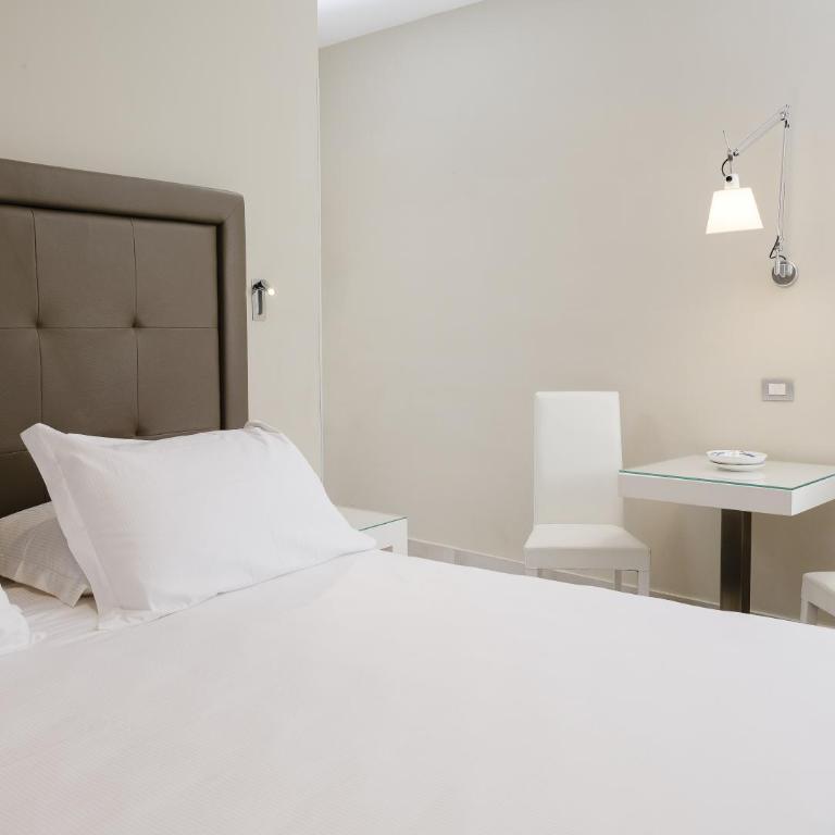 Reginaldo Boutique Rooms Sorrento - Camera Matrimoniale Standard - 4