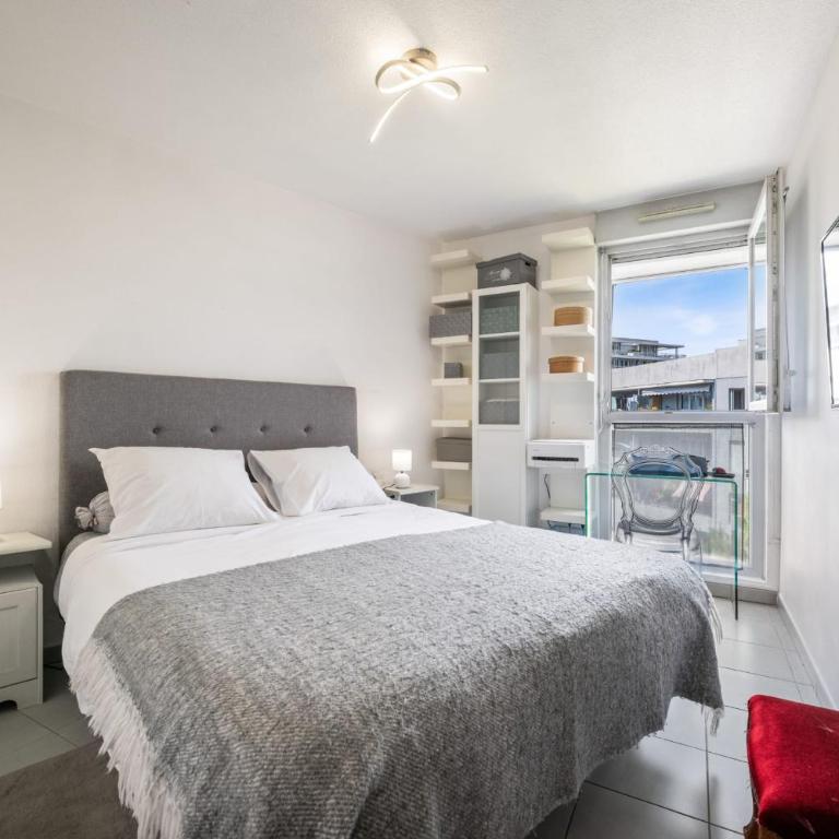 Appartement traversant avec terrasse - Appartement - 10