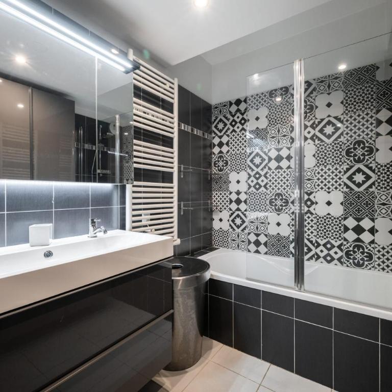 Appartement traversant avec terrasse - Appartement - 12