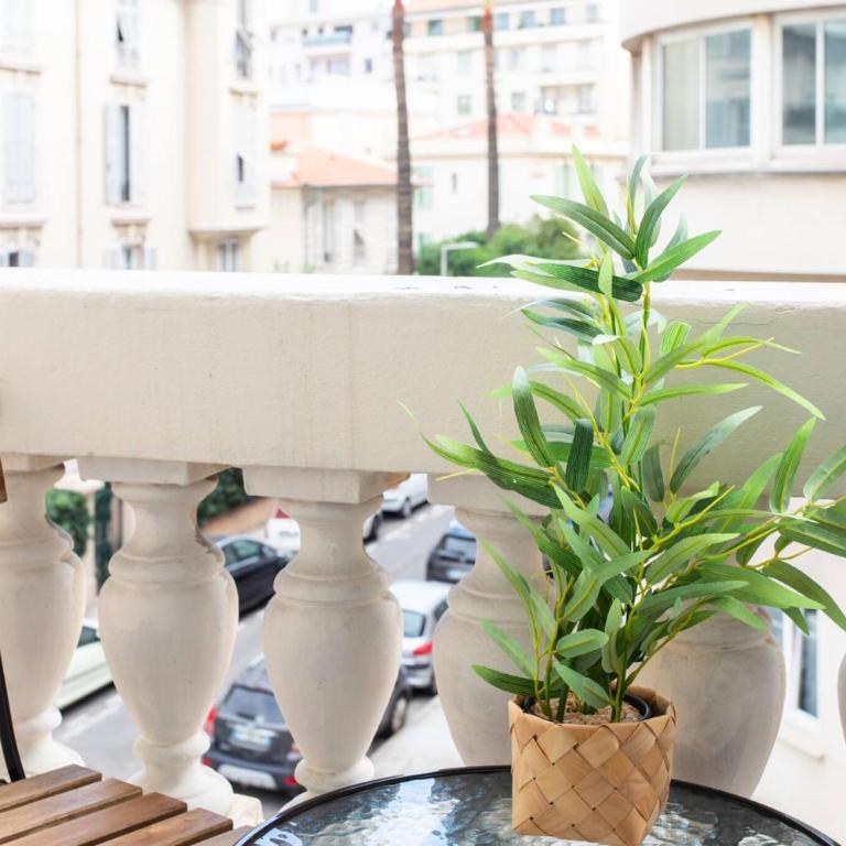 L23 Staywizus - 1 BDR Shakespeare 2 balconies - Clim & WIFI - Appartement avec Balcon - 9