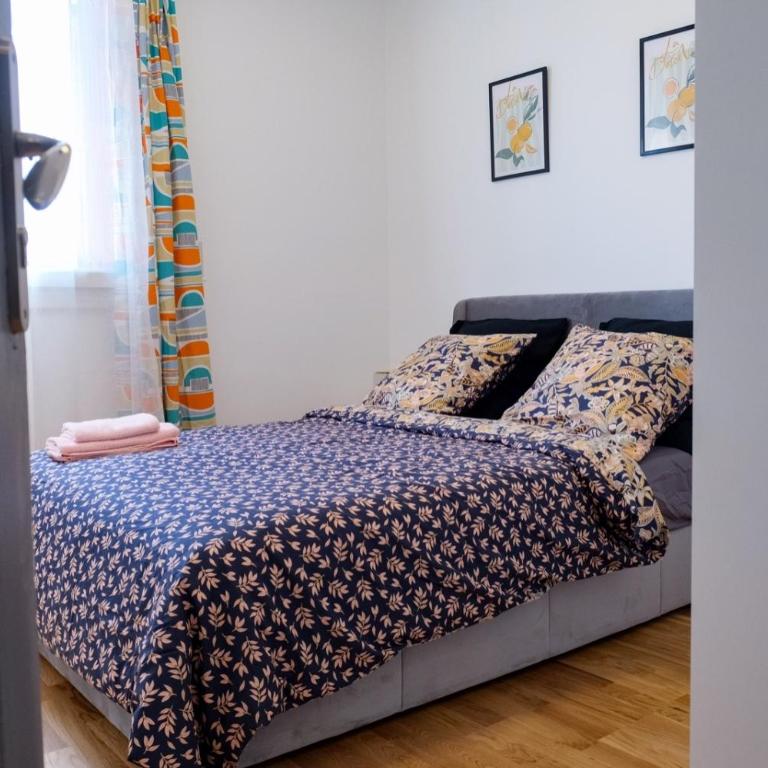 Cosy 4 - Two-Bedroom Apartment - 3