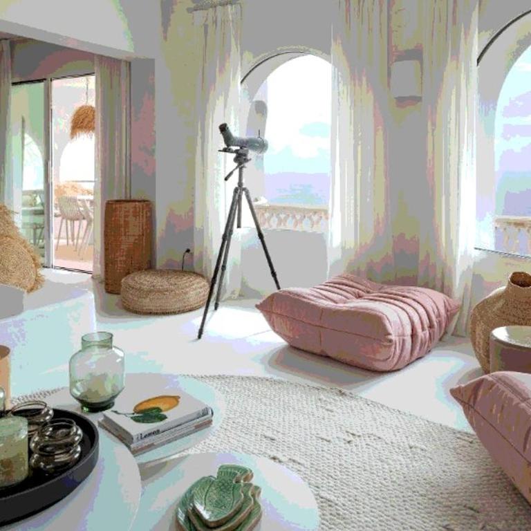 Luxurious villa with sea view and swimming pool - Villa - 5
