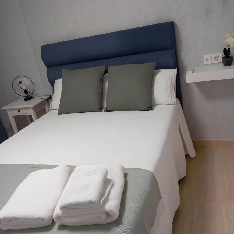Estudio Leyaros - Estudio con sofá cama - 20